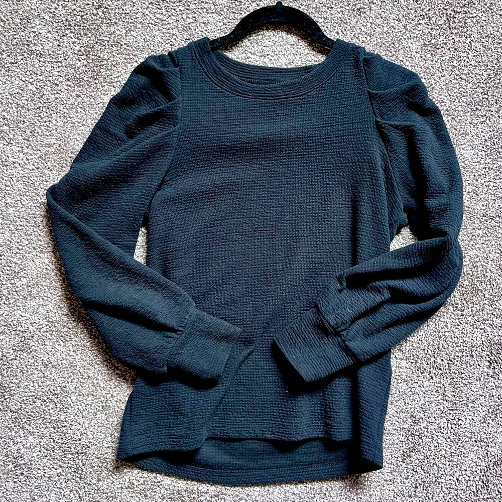 Madewell Pleated Statement-Sleeve Top in Black